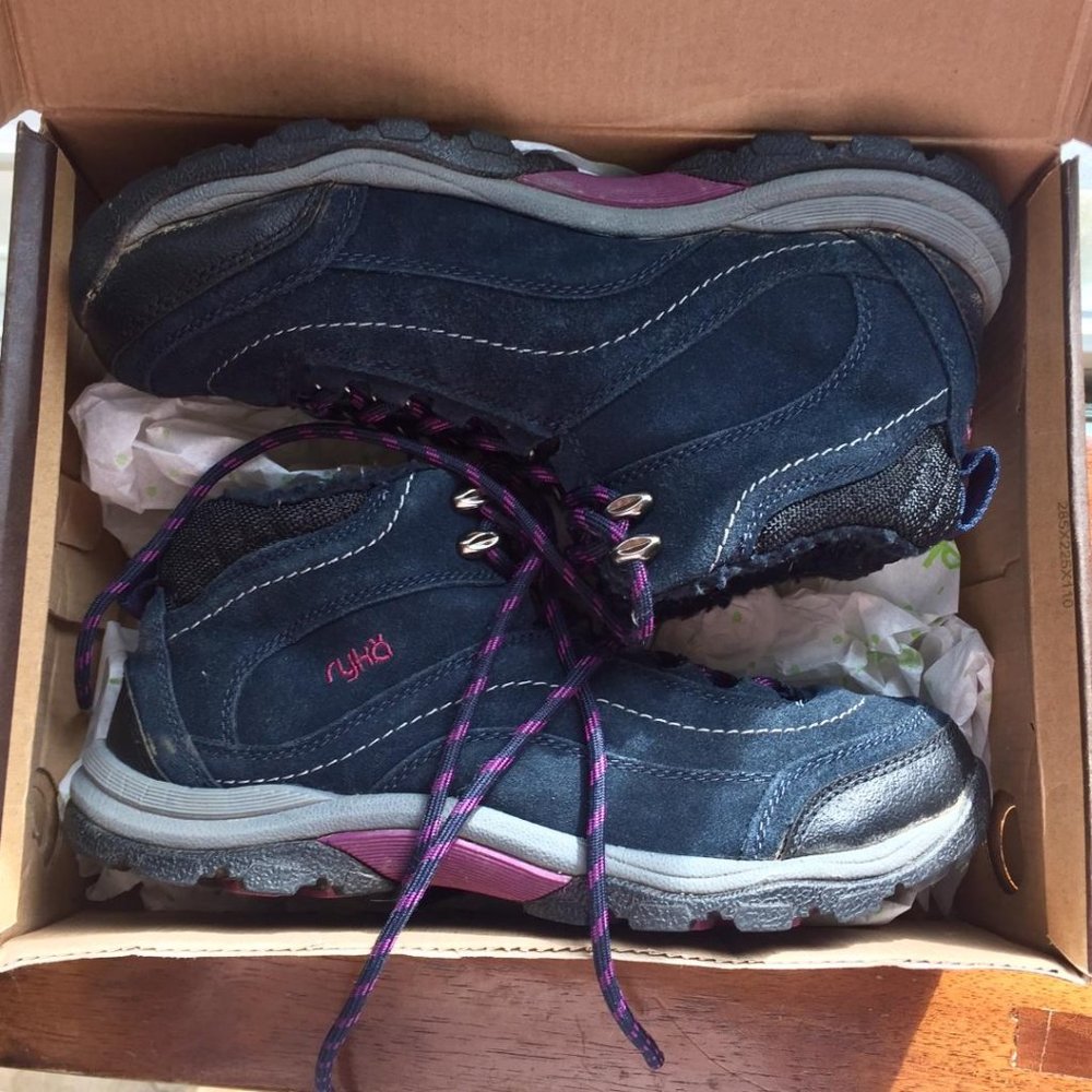 Ryka Women's Blue Suede Hiking Boots, 7.5 W